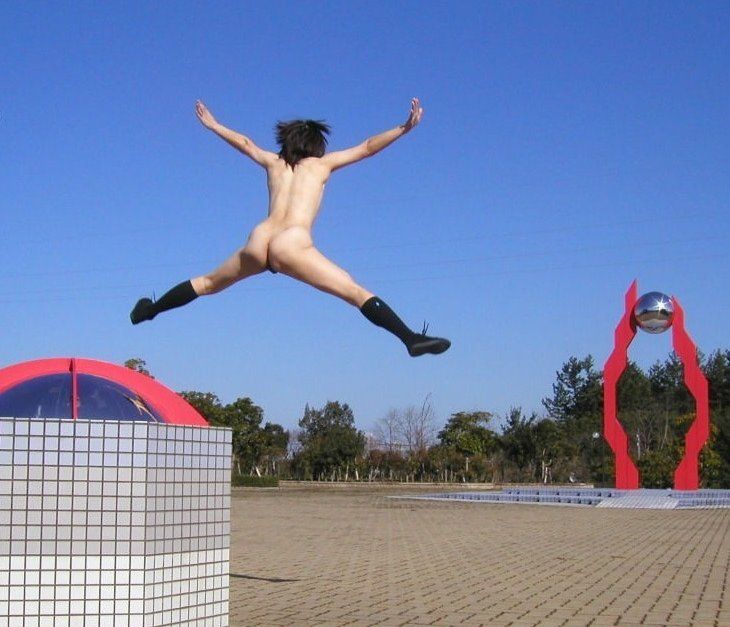 【野外露出エロ画像】テンションたっけーｗｗｗ野外露出のし過ぎて脳みそ溶けてんのか！？ハイテンション露出狂がコチラｗｗｗ その12