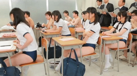 【身体測定エロGIF画像】女子生徒にとってはまさしく悪魔の時間…男女混合身体測定でビラビラまでまる見えやんｗｗｗｗ その1