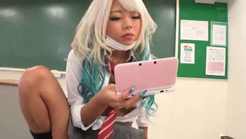 【黒ギャルJKエロGIF画像】※悲報！今どきの女子高生は中出しSEXより3DSのほうがいいらしいｗｗｗｗ その7