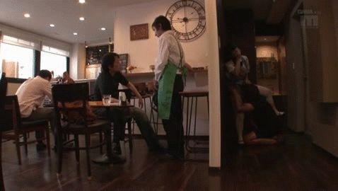 【店内レイプGIF】営業中のカフェでバイトの女の子を犯す一部始終が衝撃ｗｗｗｗｗｗ その9
