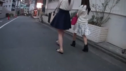 【エロGIF】これがガチ素人の騎乗位!?素人娘の腰振りが超卑猥なディルド腰振り対決がめっさエロいwwww その1