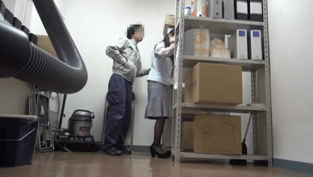 【昏睡レイプGIF】これが派遣社員の恐ろしさ…会社の倉庫でOLさんを昏睡レイプする一部始終がこちらｗｗｗｗ その8