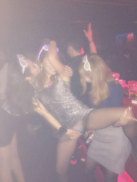 【キャバ嬢エロ画像】ぶっちゃけすぐにでもヤレそう…そう思わせ男に貢がせるキャバ嬢のインスタ画像が乱れすぎwww その7